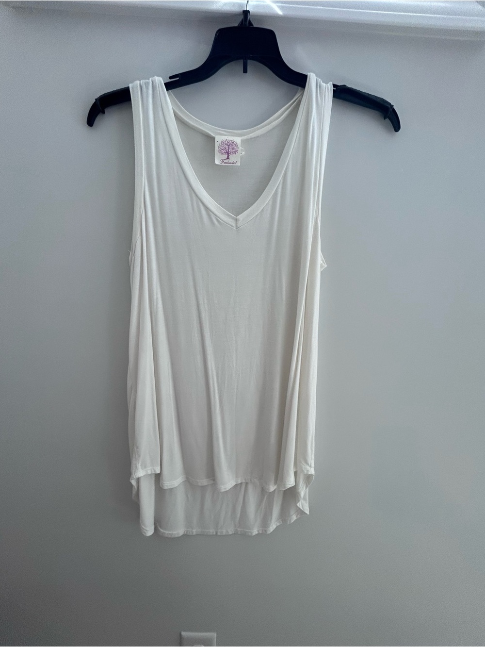 Freeloader White V‑Neck Sleeveless Tank